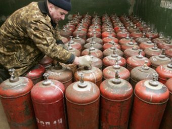 Избирателей в селах области подкупают баллонами сжиженного газа