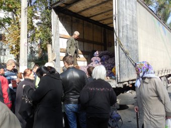 В Малиновском районе проходит осенняя сельхозярмарка (фото)