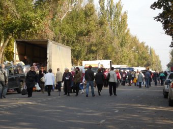 В Малиновском районе проходит осенняя сельхозярмарка (фото)