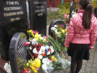 Сегодня почтили память погибших на военных складах в 1941-м