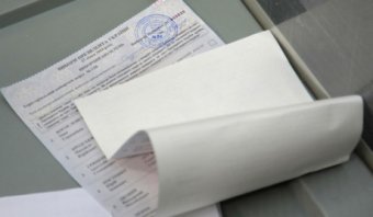 На одном из участков члены комиссии решили отложить выборы, чтобы отпраздновать юбилей