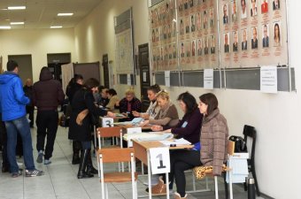 В Одессе за ходом голосования наблюдают члены Международного центра избирательных систем (ICES) (фото)