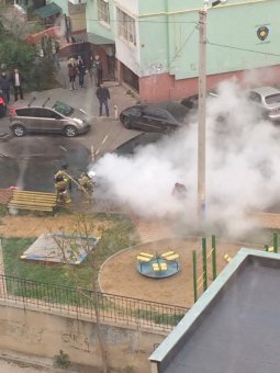ЧП на Нищинского: Взорвался престижный внедорожник (фото)