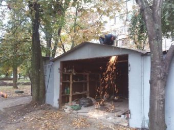 Власти Одессы отчитываются о демонтаже незаконно установленных гаражей (фото)