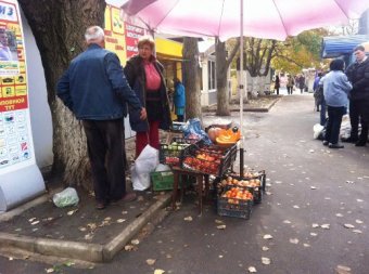 Одесские власти продолжают борьбу с объектами незаконной торговли. Фото