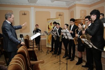 В Одессе проходит международный фестиваль, посвященный 220-летию изобретателя саксофона (фото)