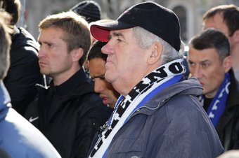 В Одессе открыли памятную доску в честь Заслуженного тренера Украины Виктора Прокопенко (фото)