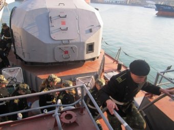 Юные одесситы посетили военные корабли (фото)