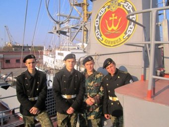 Юные одесситы посетили военные корабли (фото)