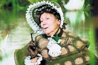 7 ноября 1901 года родилась Тортилла или она же миссис Хадсон  