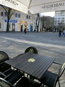 Греческая площадь окончательно станет пешеходной (фото)