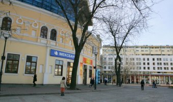 Греческая площадь окончательно станет пешеходной (фото)