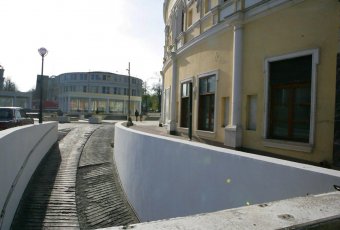 Греческая площадь окончательно станет пешеходной (фото)