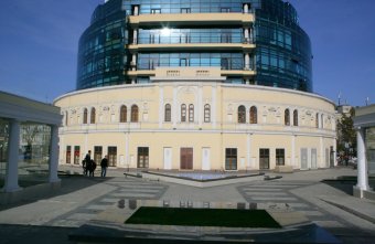 Греческая площадь окончательно станет пешеходной (фото)
