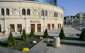 Греческая площадь окончательно станет пешеходной (фото)