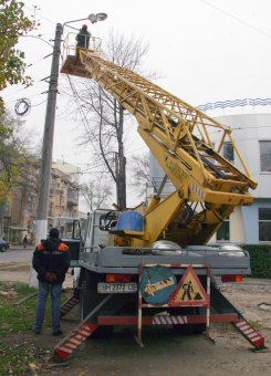 Освещать дорогу одесситам будут 1520 новых уличных фонарей (фото)