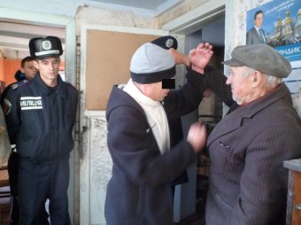 Правоохранители по «горячим следам» задержали рецидивиста, убившего своего отца (фото)