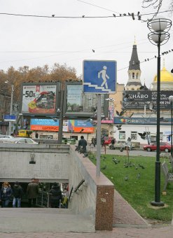 Привокзальную площадь в Одессе привели в порядок (фото)
