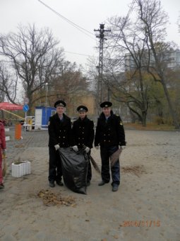 В парках Приморского района Одессы прошел субботник (фото)