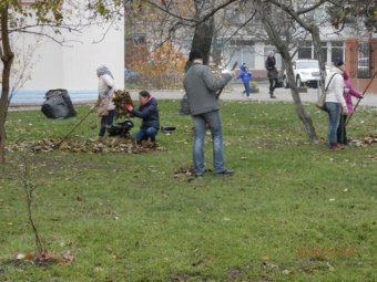 В парках Приморского района Одессы прошел субботник (фото)