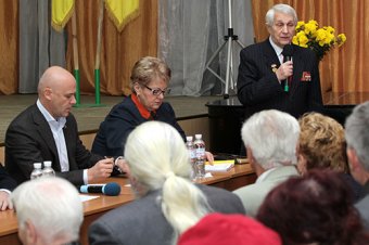 Одесский городской голова провел выездной личный прием в Суворовском районе (фото)
