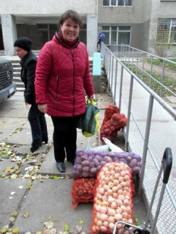 В Одессе переселенцам с Востока Украины помощь таки оказывается 