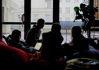 В Одессе открылась Международная выставка антивоенных плакатов (фото)