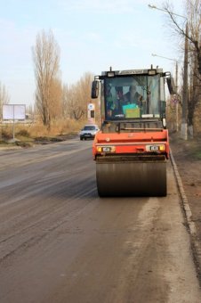 На Известковой появилось 3 км нового дорожного покрытия (фото)