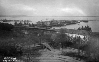 26 ноября 1918 года в Одессу прибыл первый английский миноносец
