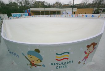 В Аркадии построили каток. В субботу – открытие! (фото)