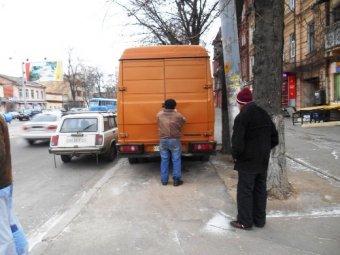 Одесские власти снова отчитались о борьбе со стихийной торговлей (фото)