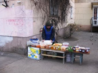 Одесские власти снова отчитались о борьбе со стихийной торговлей (фото)