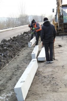 Об одесских дорогах: Их ремонтируют (видео)