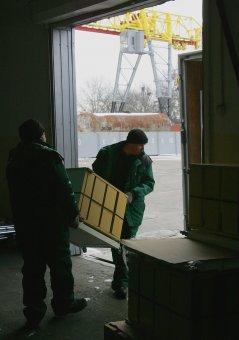 Из Швейцарии в Одессу прибыла «гуманитарка» (фото)