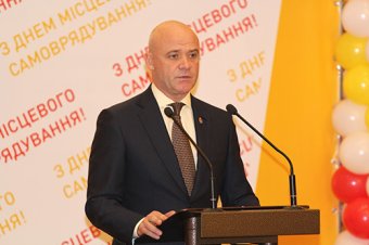 Геннадий Труханов: Сегодня органы самоуправления должны учиться работать по-новому (фото)