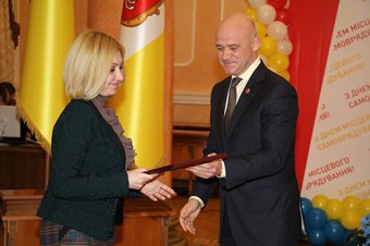 Геннадий Труханов: Сегодня органы самоуправления должны учиться работать по-новому (фото)