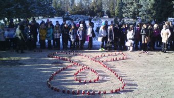 Одесские школьники провели акцию против СПИДа (фото)