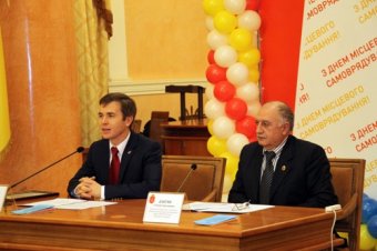 В одесской мэрии состоялся круглый стол с участием молодых служащих (фото)