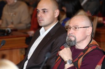 Геннадий Труханов  вручил одесским волонтерам почетные награды (фото)