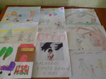 Милиционеры и общественность объединяются против насилия в семье (фото)