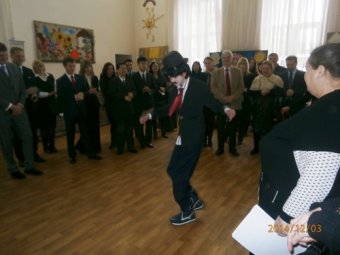 В Международный день инвалидов специализированная школа № 75 Одессы принимала гостей (фото)