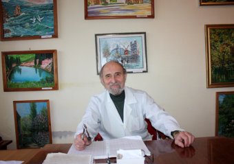 В Одессе милицейский врач-психиатр создает настоящие произведения искусства (фото)