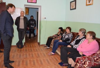Николай Скорик обратился в Кабмин с просьбой предоставления права выхода на пенсию по выслуге лет сотрудникам детских приютов (фото)