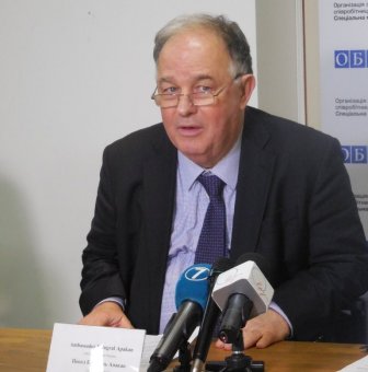 Эртуруль Апакан: «Наша задача – вывести Украину из кризиса путём диалога»