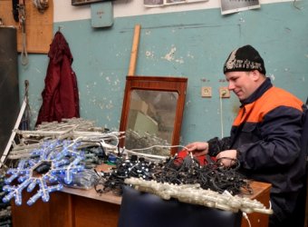 Новогодний «Сказочный городок» возле одесской мэрии пополнится новыми персонажами (фото)