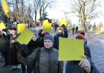 В Одессе бульдог-скейтбордист  разогнал митинг «евромайдана» (фото)