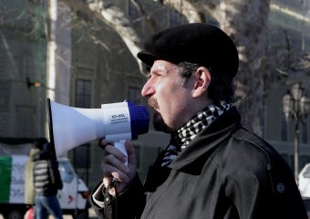 В Одессе бульдог-скейтбордист  разогнал митинг «евромайдана» (фото)