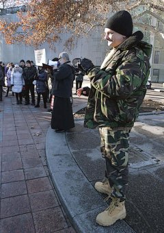 В Одессе бульдог-скейтбордист  разогнал митинг «евромайдана» (фото)
