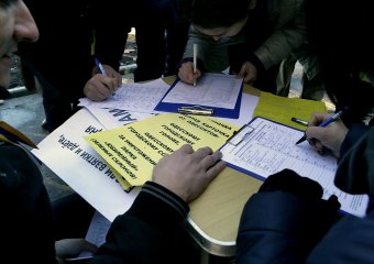 В Одессе бульдог-скейтбордист  разогнал митинг «евромайдана» (фото)