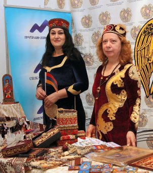 "Одесские" дипломаты подарят оборудование детской областной больнице